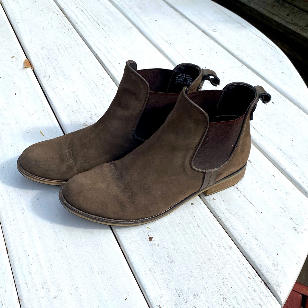 Steve Madden Chelsea Boots